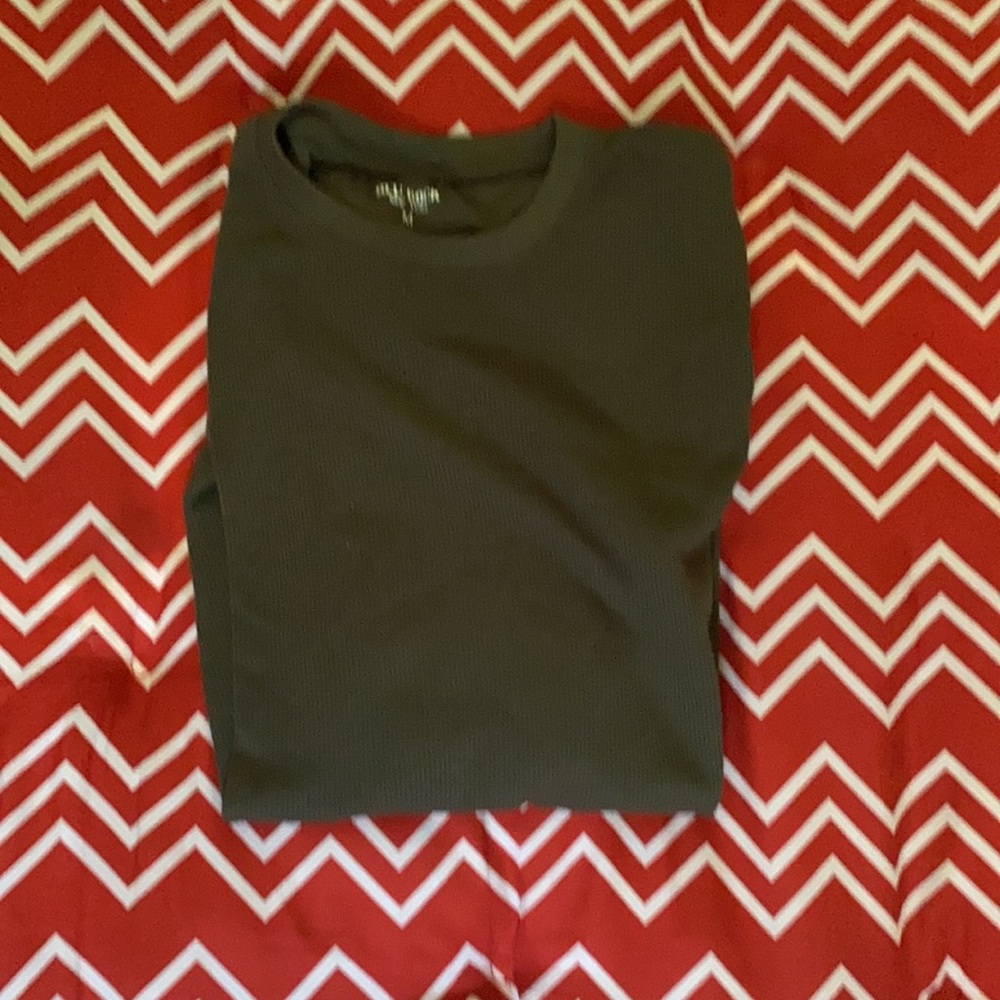 Long sleeve shirts - Picture 2 of 3